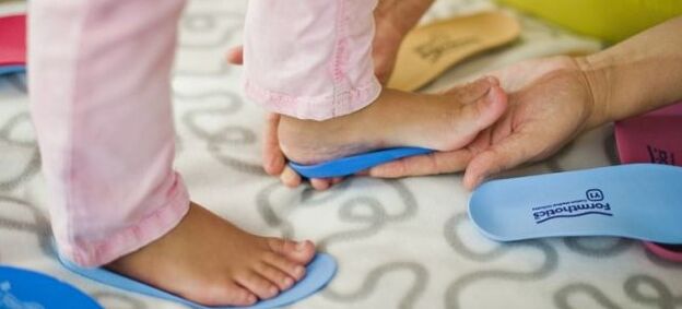 Templates with the deformation of Valgo del Pie in children